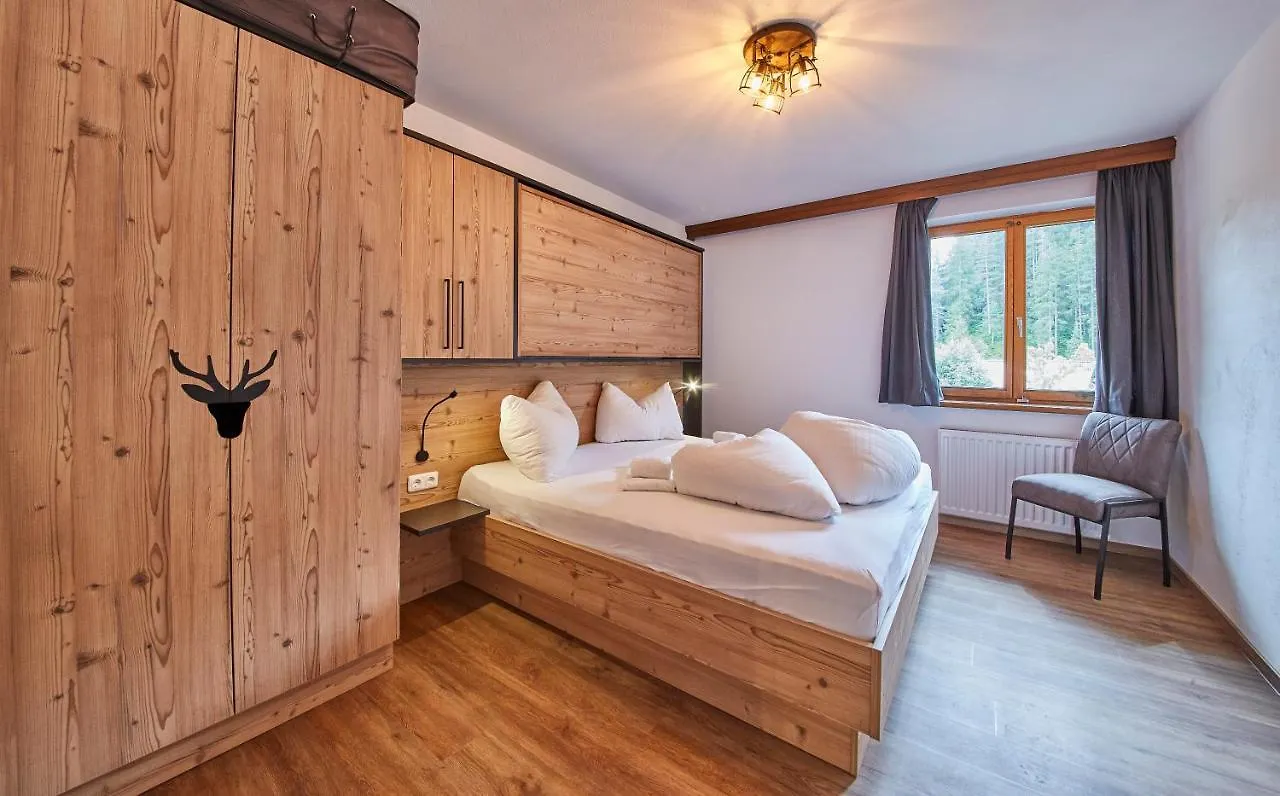 Chalet Van Den Berg Apartment Saalbach-Hinterglemm